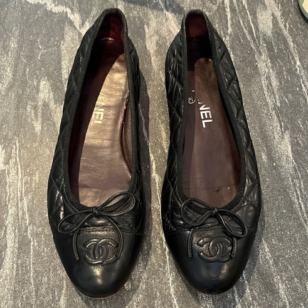 Chanel Slides